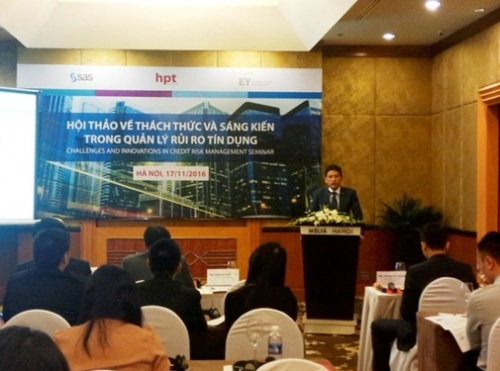 Tháo gỡ thách thức trong quản lý rủi ro tín dụng