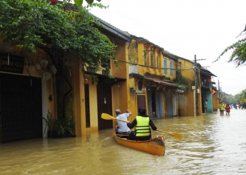 Hội An lại chìm trong biển nước