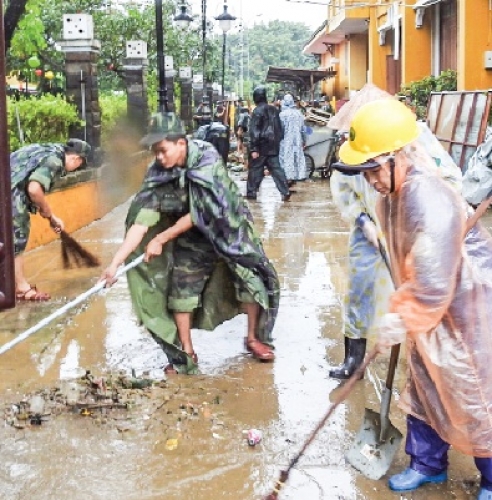 Hội An khẩn trương khắc phục lũ lụt phục vụ APEC