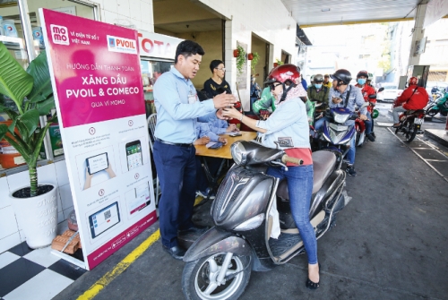 Thanh toán điện tử, cần xây dựng lại cây xăng Thanh toán điện tử, cần xây dựng lại cây xăng