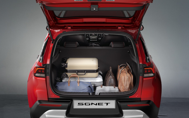 Kia Sonet giá từ khoảng 320 triệu đồng có gì?