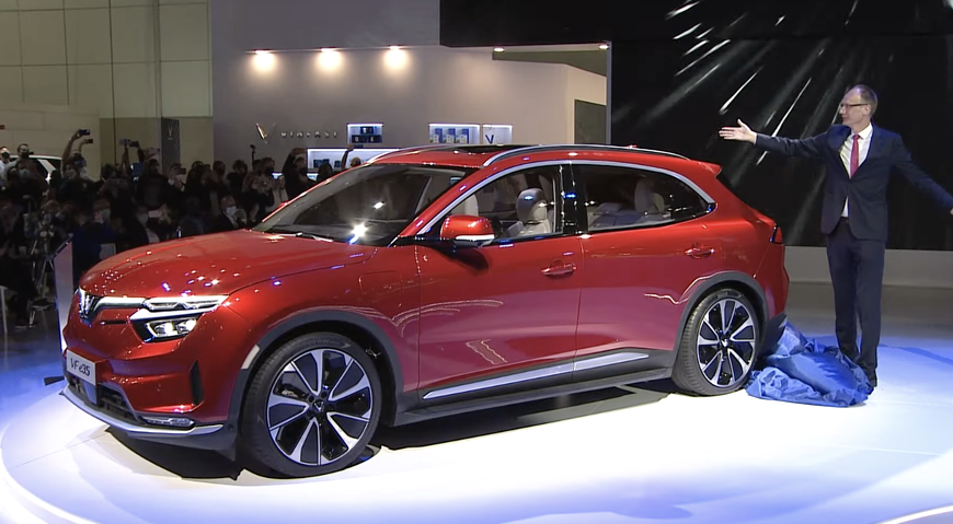 ra mat vinfast vf e35 va vf e36