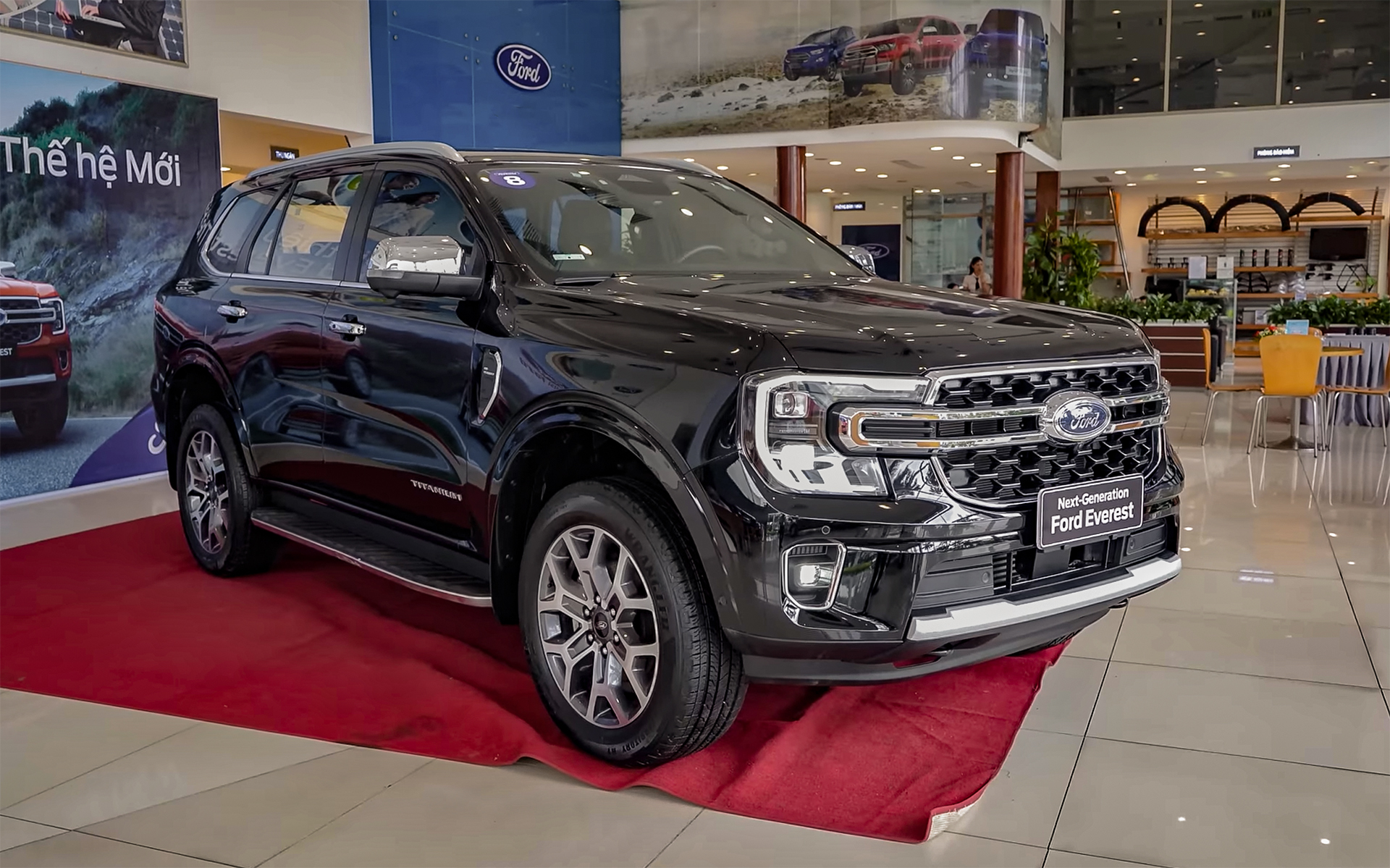 Đại lý ô tô đua giảm giá