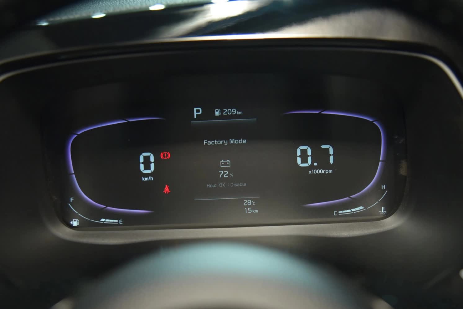 Kia Carens 2023 có giá từ 619 triệu Kia Carens 2023 có giá từ 619 triệu