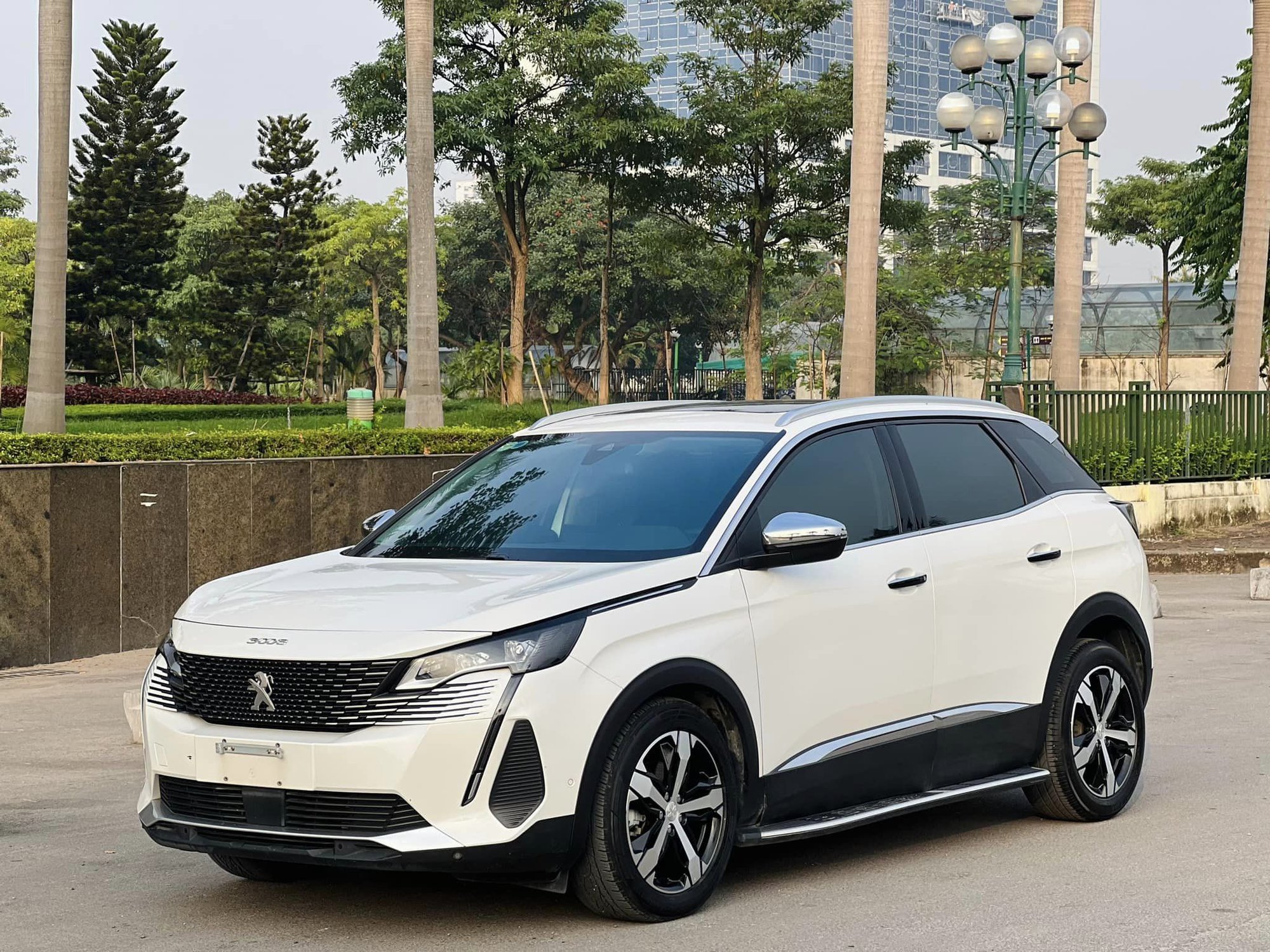 Giá xe Peugeot tiếp tục tăng