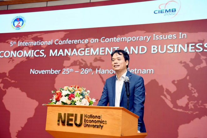 Việt Nam phải đối mặt nhiều thách thức trong thập kỷ tới Việt Nam phải đối mặt nhiều thách thức trong thập kỷ tới