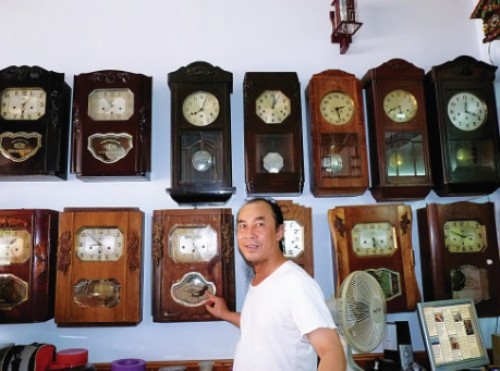 Sống chậm với đồng hồ cổ