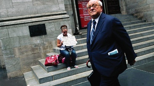 Anh: Khoảng cách giàu-nghèo lại rộng dần