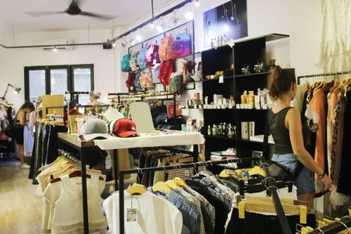 Kinh doanh trong chung cư: Nỗi khổ không của riêng ai?