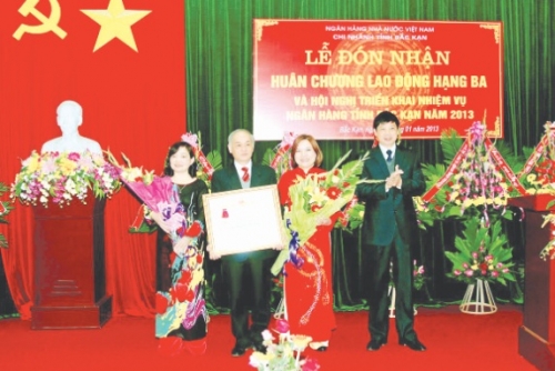 20 năm ngành Ngân hàng Bắc Kạn: Tiếp lửa trên quê hương cách mạng 20 năm ngành Ngân hàng Bắc Kạn: Tiếp lửa trên quê hương cách mạng