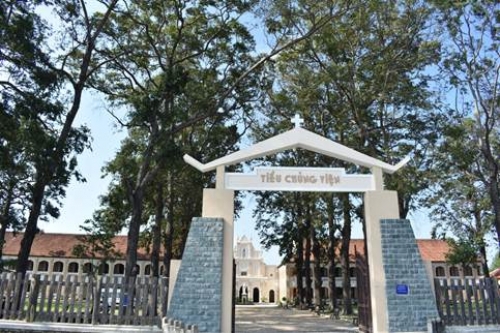 Làng Sông - nơi in sách quốc ngữ đầu tiên Làng Sông - nơi in sách quốc ngữ đầu tiên