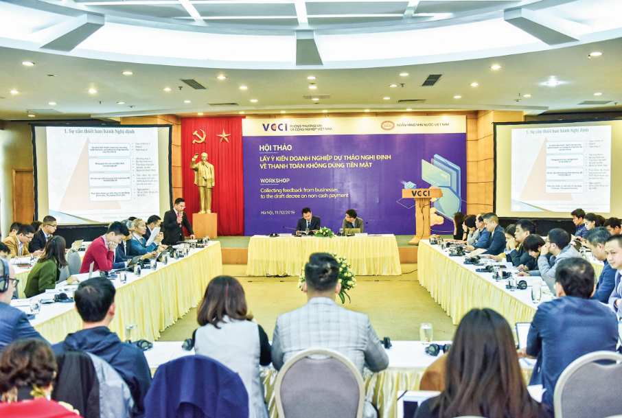 thanh toan khong dung tien mat khuyen khich doi moi sang tao