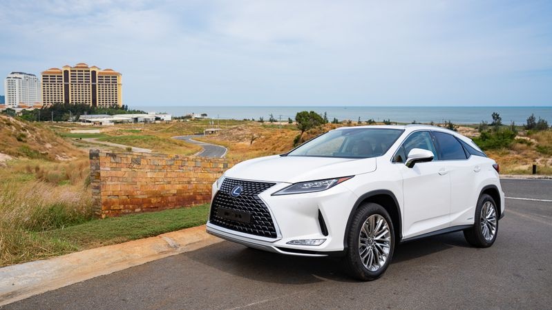 Lexus RX 2020 được trang bị nhiều tính năng an toàn mới can canh lexus rx 2020 voi loat tinh nang an toan moi