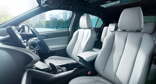 Mitsubishi Eclipse Cross 2021 có giá khoảng 561 triệu đồng