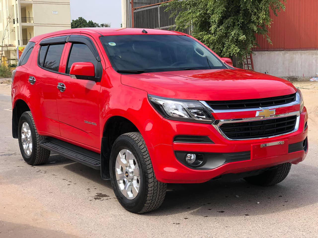 gia chevrolet trailblazer 2019 giam sau