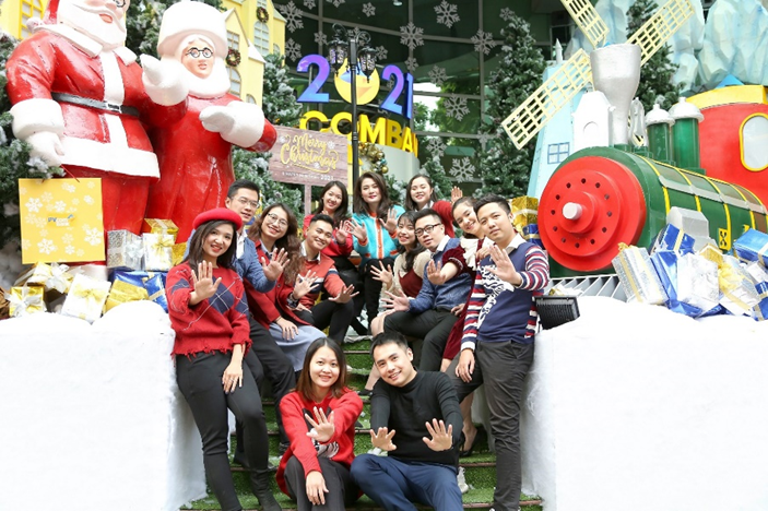 don giang sinh va nam moi tren chuyen tau tro lai tuoi tho