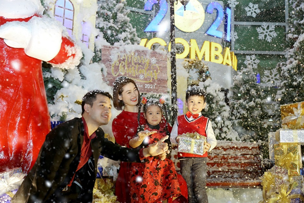 don giang sinh va nam moi tren chuyen tau tro lai tuoi tho