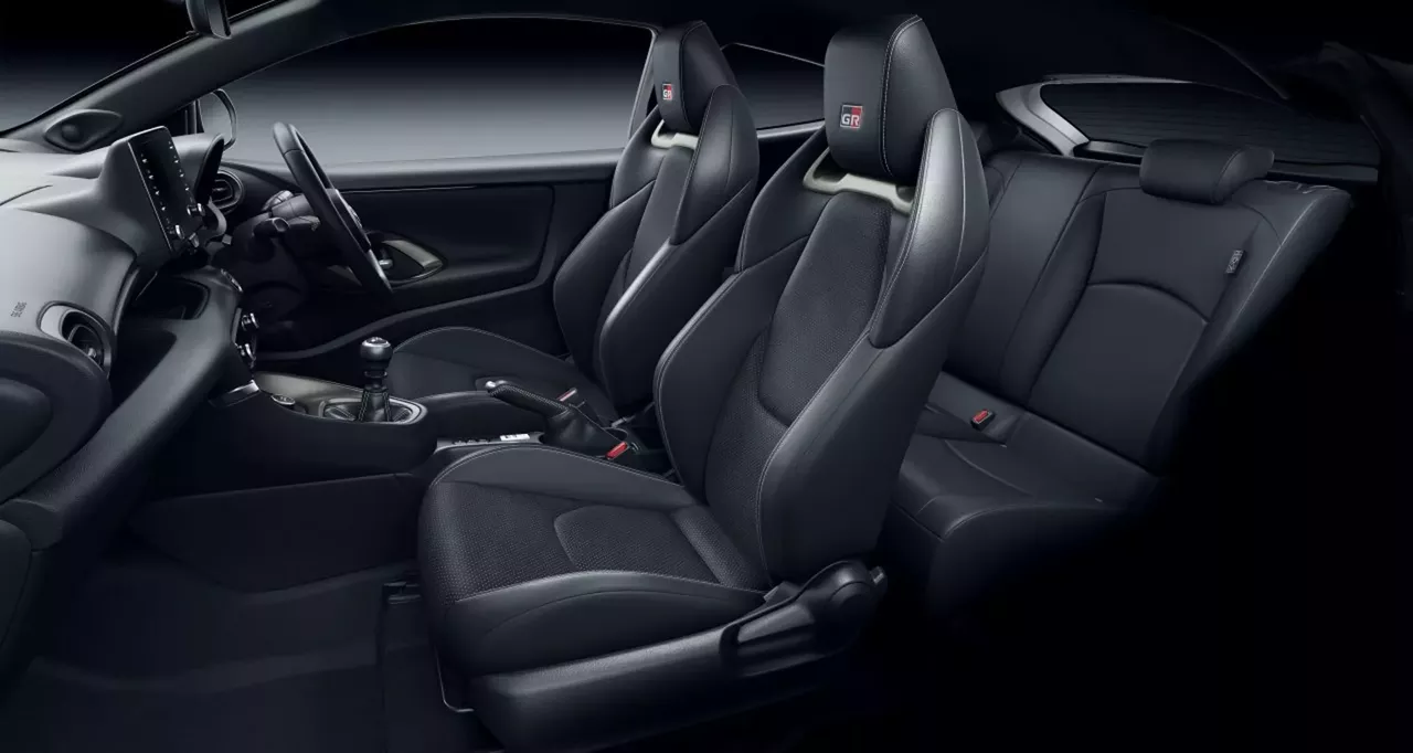 Cận cảnh Toyota GR Yaris 2020 can canh toyota gr yaris 2020