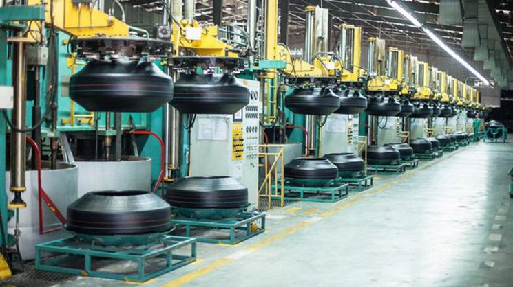 thach thuc va co hoi bua vay vong lan sam lop viet co can them dong luc