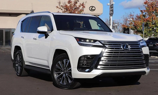 diem danh loat xe nhap khau tu nhan bom tan sap do bo viet nam