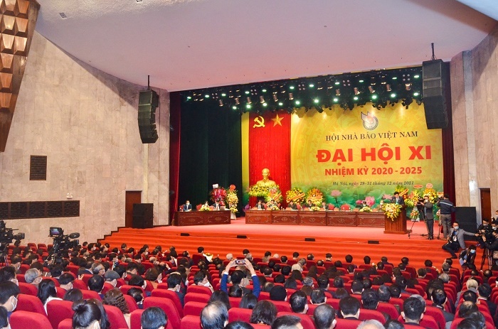 Hướng tới nền báo chí hiện đại, chuyên nghiệp, nhân văn huong toi nen bao chi hien dai chuyen nghiep nhan van