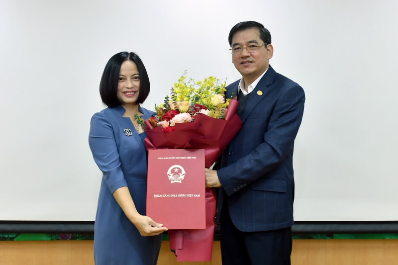 cong bo quyet dinh dieu dong va bo nhiem pho cuc truong cuc thanh tra giam sat ngan hang iii