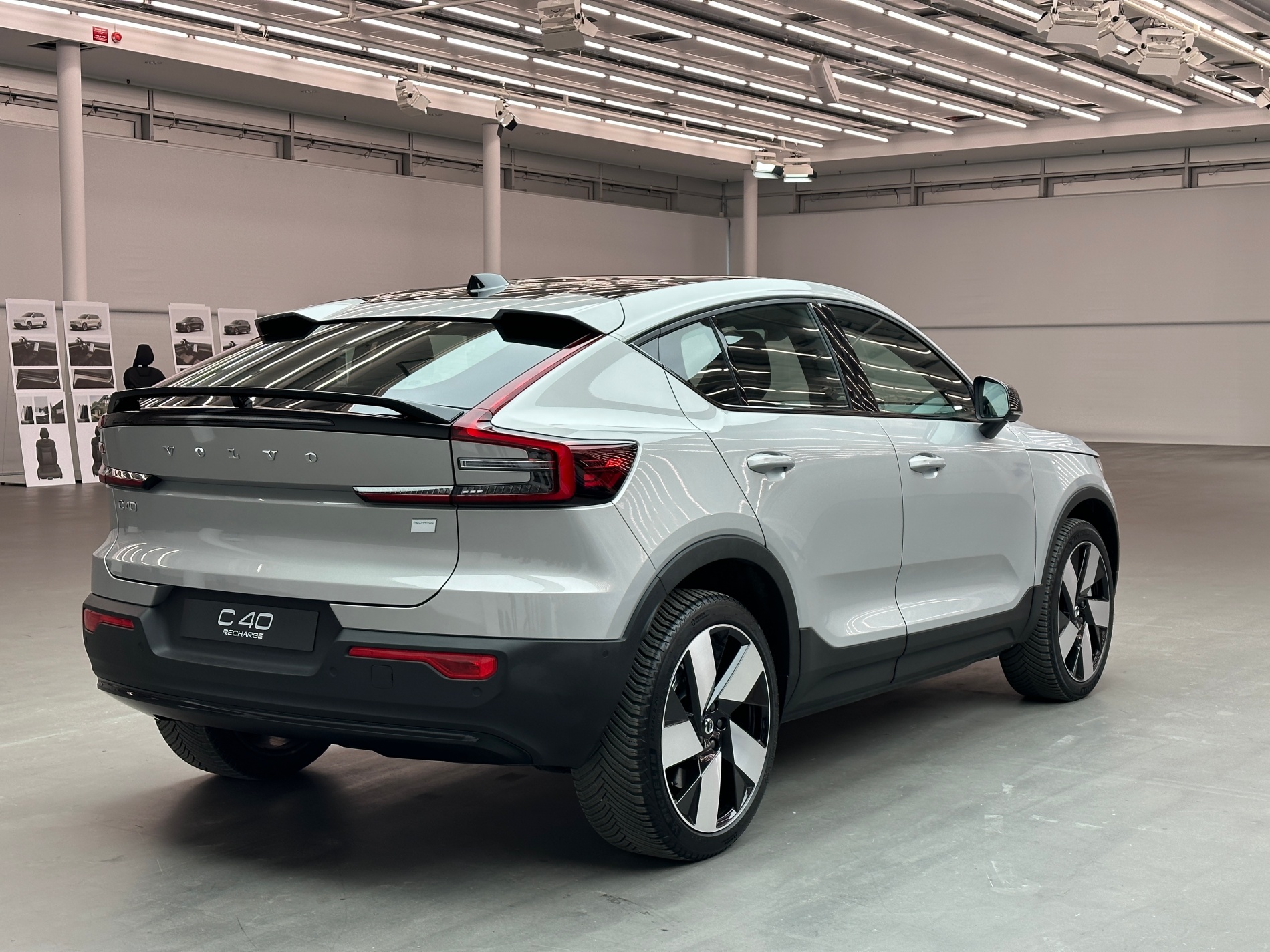 Volvo C40 Recharge 2023 sắp bán tại Việt Nam