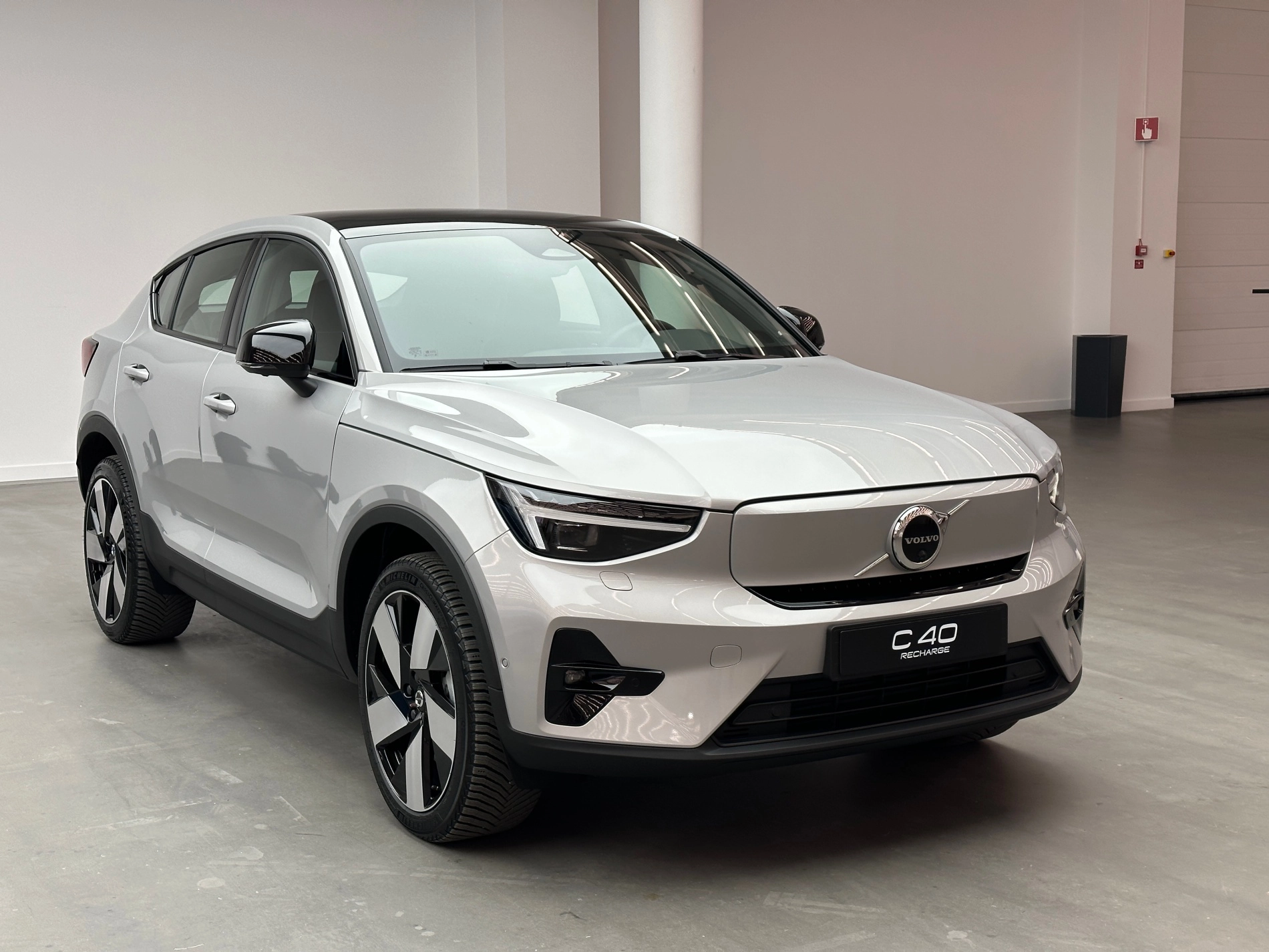 Volvo C40 Recharge 2023 sắp bán tại Việt Nam