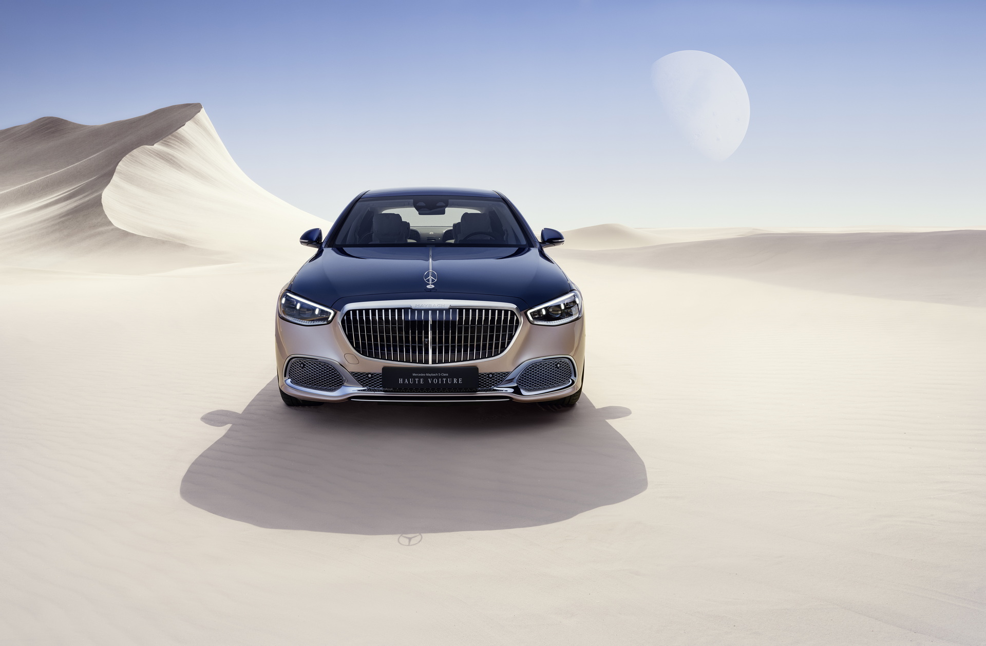 Xe siêu sang Mercedes-Maybach S680 Haute Voiture có gì?