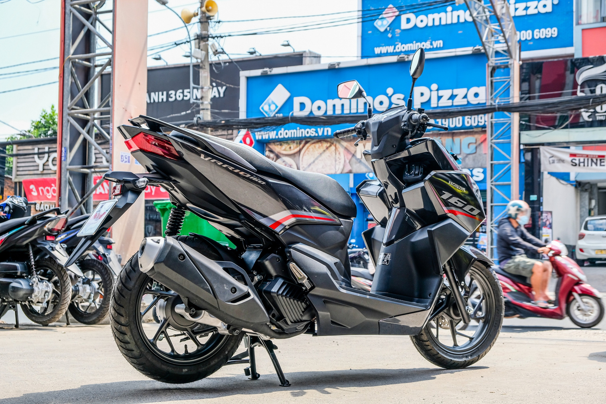 Giá Honda Vario 160 nhập khẩu tư nhân giảm mạnh