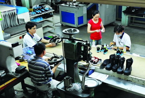 Kinh tế 2017 trông chờ ở kinh tế tư nhân Kinh tế 2017 trông chờ ở kinh tế tư nhân