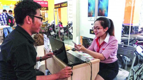 Cho vay tiêu dùng: Càng cạnh tranh, càng có lợi Cho vay tiêu dùng: Càng cạnh tranh, càng có lợi