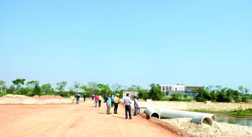 Sôi động đất nền vùng ven