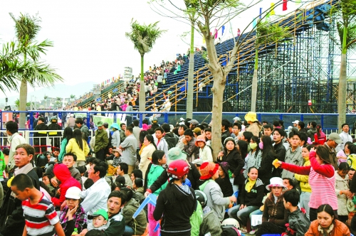 DIFF 2017 với “Tỏa sáng Ngũ Hành Sơn” DIFF 2017 với “Tỏa sáng Ngũ Hành Sơn”