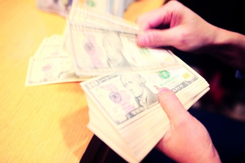 Cho vay ngoại tệ: Giám sát bằng nhiều công cụ chính sách Cho vay ngoại tệ: Giám sát bằng nhiều công cụ chính sách