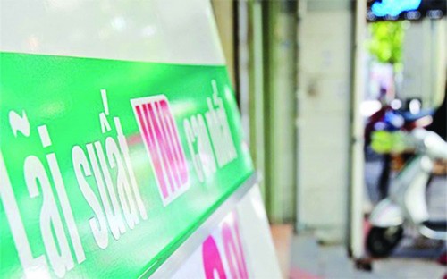 Cho vay tiêu dùng nhích nhẹ