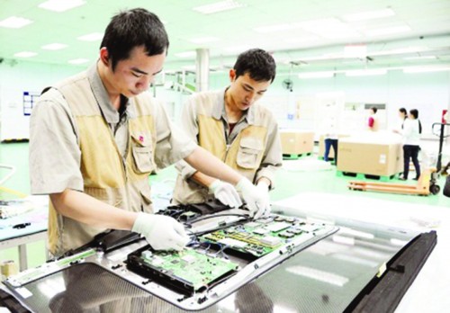 Ưu đãi tài chính cho DN FDI quá lớn