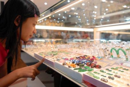 Sóng chưa niêm yết nhộn nhịp