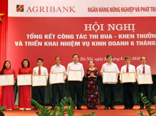 Thay đổi để bứt phá