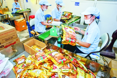 Tăng trưởng tiếp tục trông vào chính sách tiền tệ