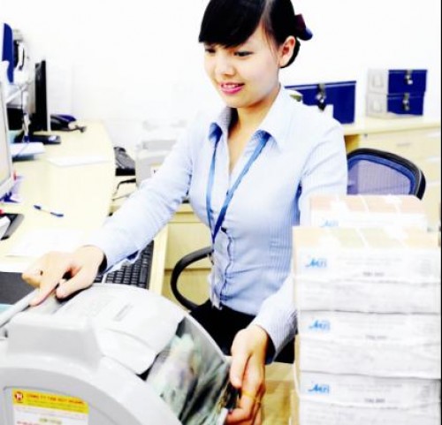 Giữ mục tiêu giảm nợ xấu