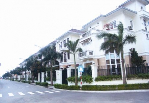 Có từ 2 nhà trở lên – phải nộp thuế tài sản