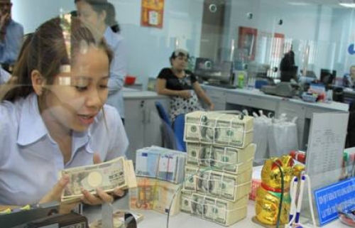 Tiền tiết kiệm USD trong dân không còn nhiều