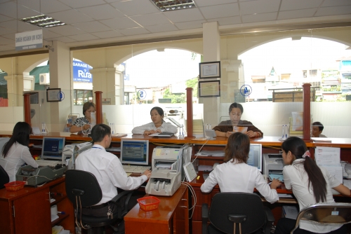 Xử lý nợ xấu: Ngân hàng ưu tiên sử dụng biện pháp “mềm”