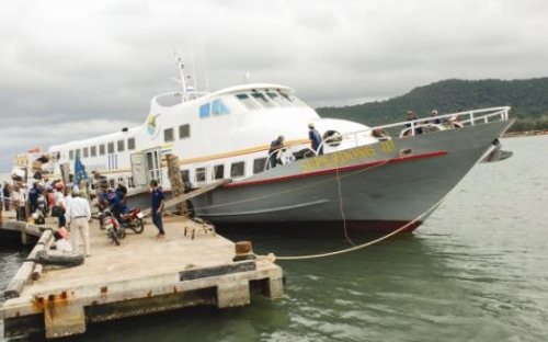 Tạo luật tự quản cho khu kinh tế Tạo luật tự quản cho khu kinh tế