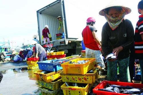 Kinh tế sẽ “sáng” khi các thách thức được giải quyết