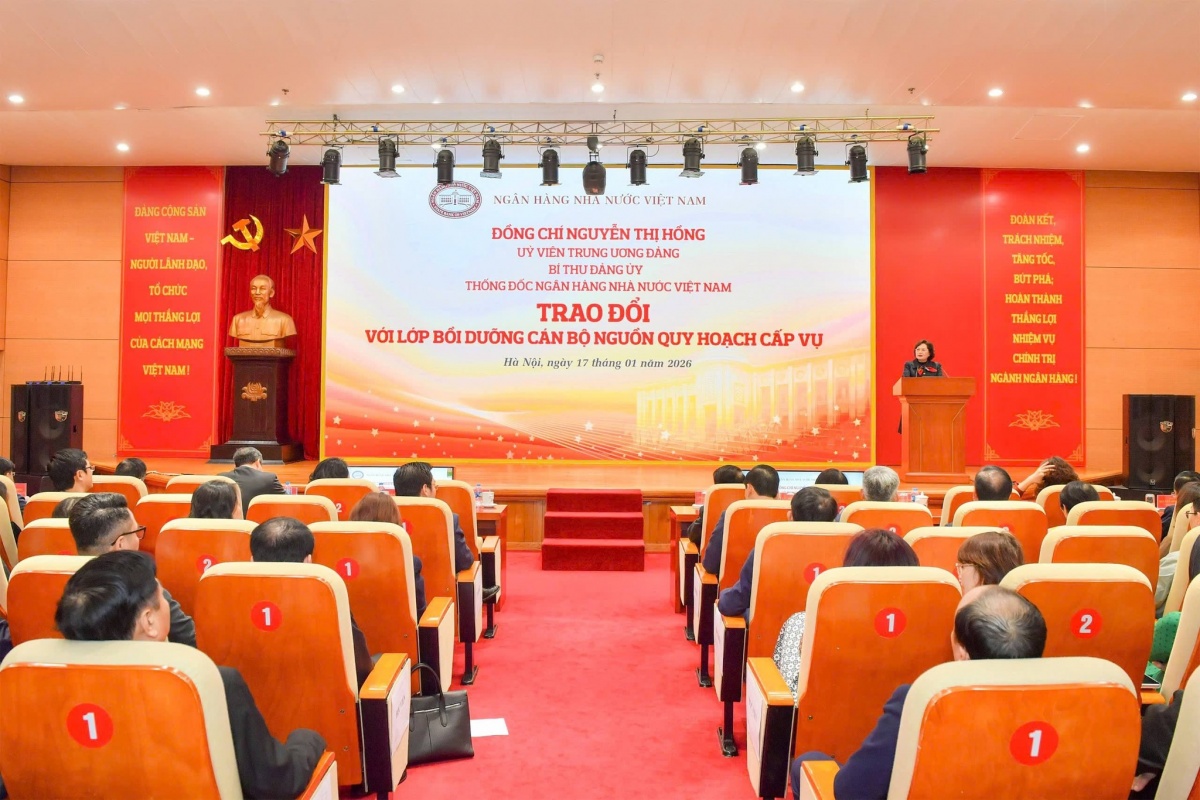 thong doc nhnn nguyen thi hong xay dung doi ngu can bo ngan hang vung vang cho ky nguyen moi